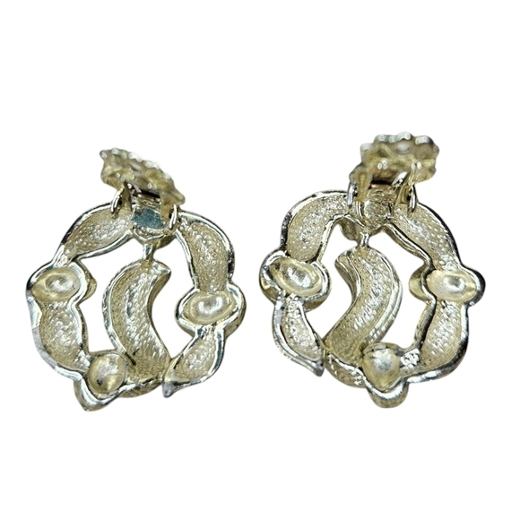 Star Vintage Vine Earrrings - Clip On - Picture 2 of 6